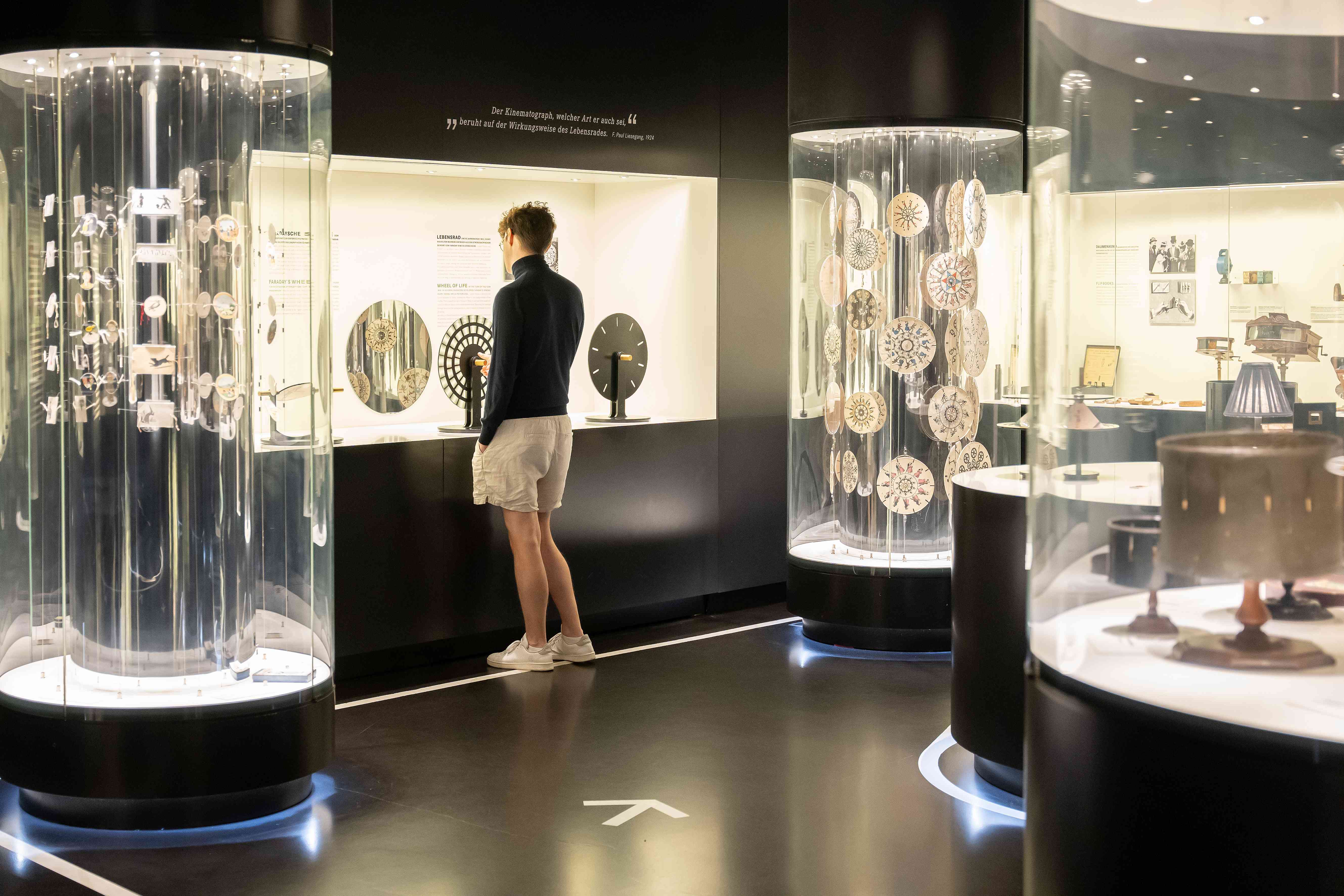 🎬 독일 영화 연구소 & 영화 박물관 (데에프에프 - 도이체스 필름인스티투트 운트 필름무제움)